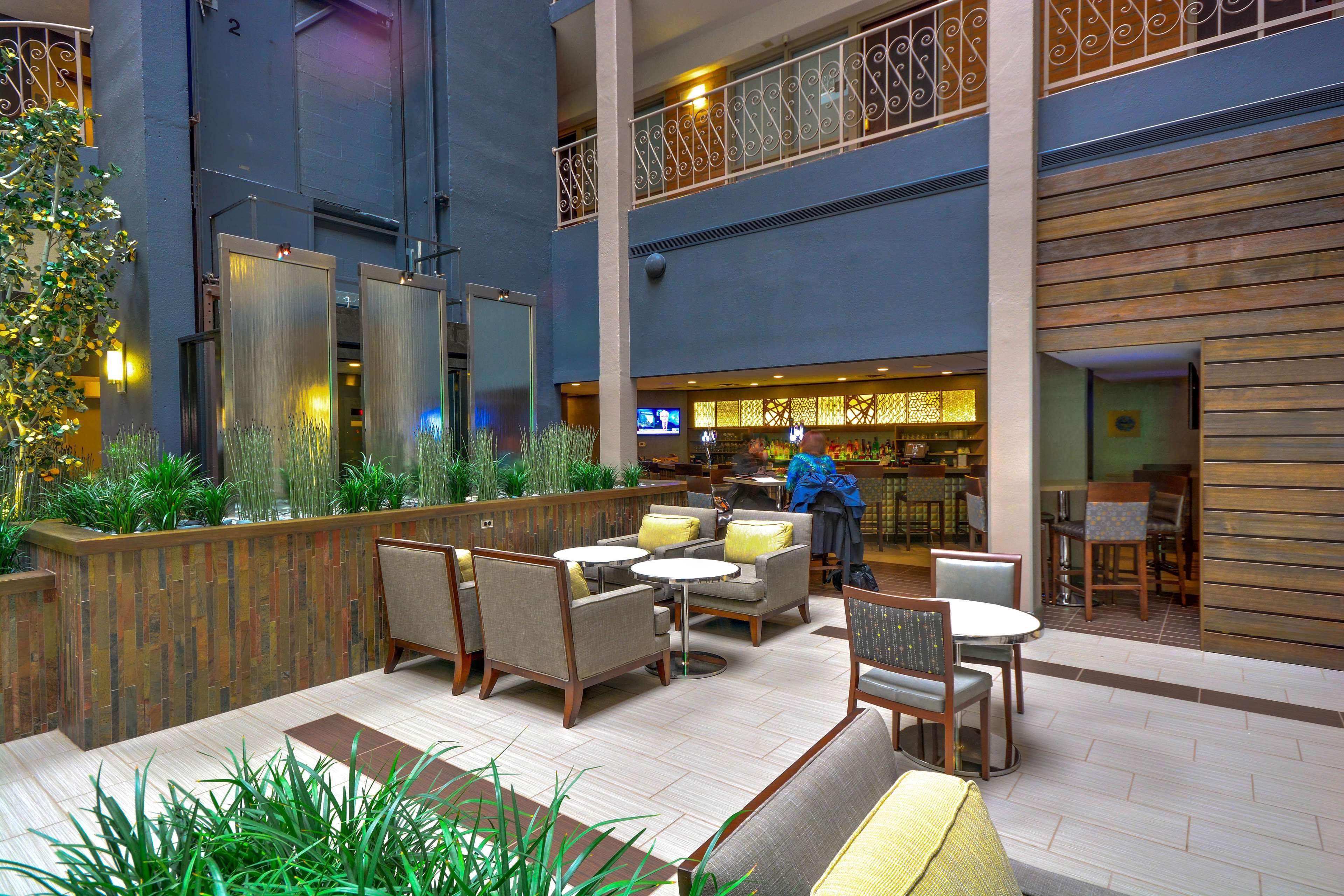 Embassy Suites By Hilton Denver Central Park Wnętrze zdjęcie