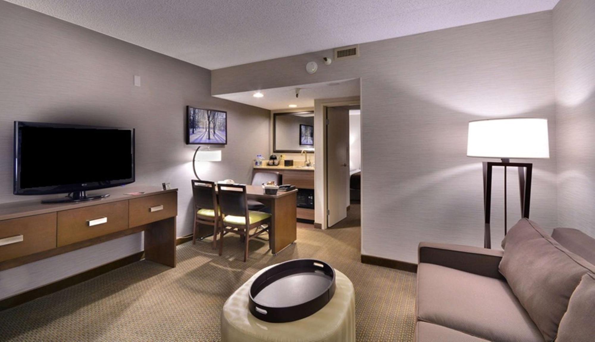 Embassy Suites By Hilton Denver Central Park Zewnętrze zdjęcie