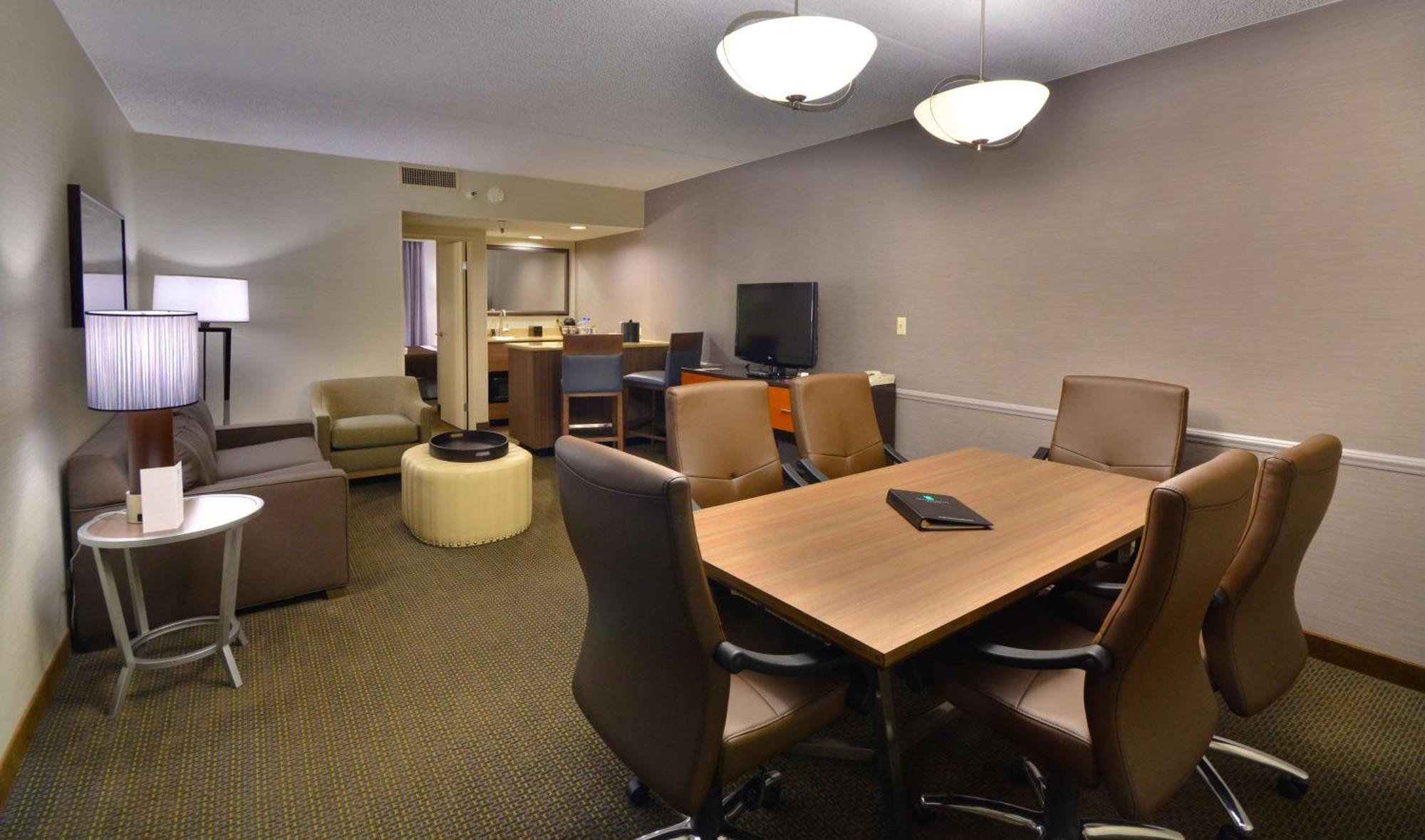 Embassy Suites By Hilton Denver Central Park Zewnętrze zdjęcie