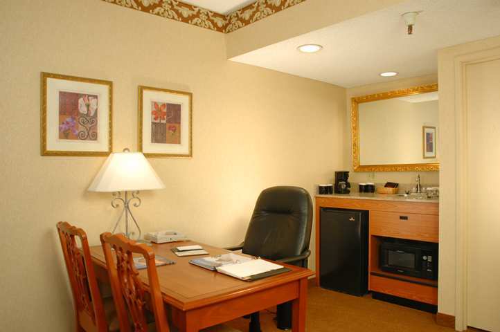 Embassy Suites By Hilton Denver Central Park Zewnętrze zdjęcie